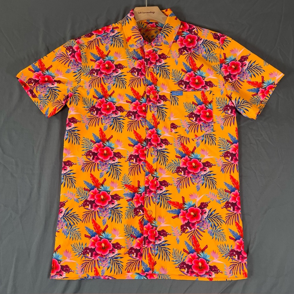 Retro Rifle Hawaiian Shirt Men's Small Multicolor Beach Camp Short Sleeve Floral